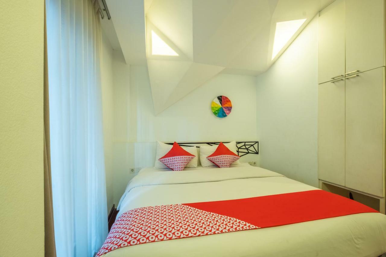 Capital O 852 The Silk At Dago Hotel Bandung Exterior foto